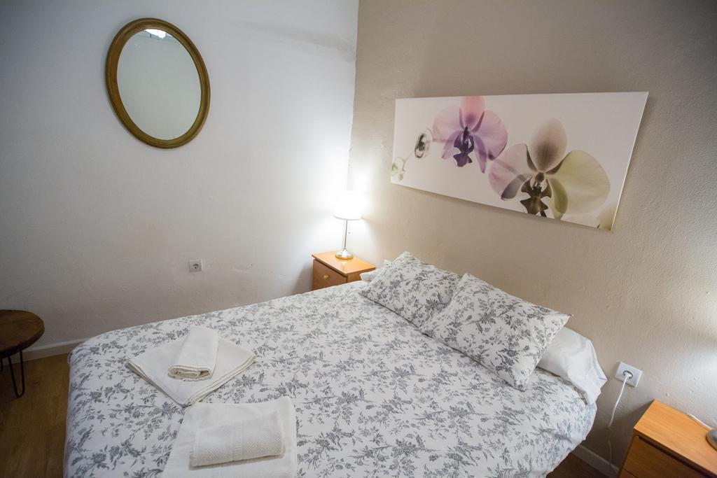 Apartamentos Catedral Malaga Exterior photo