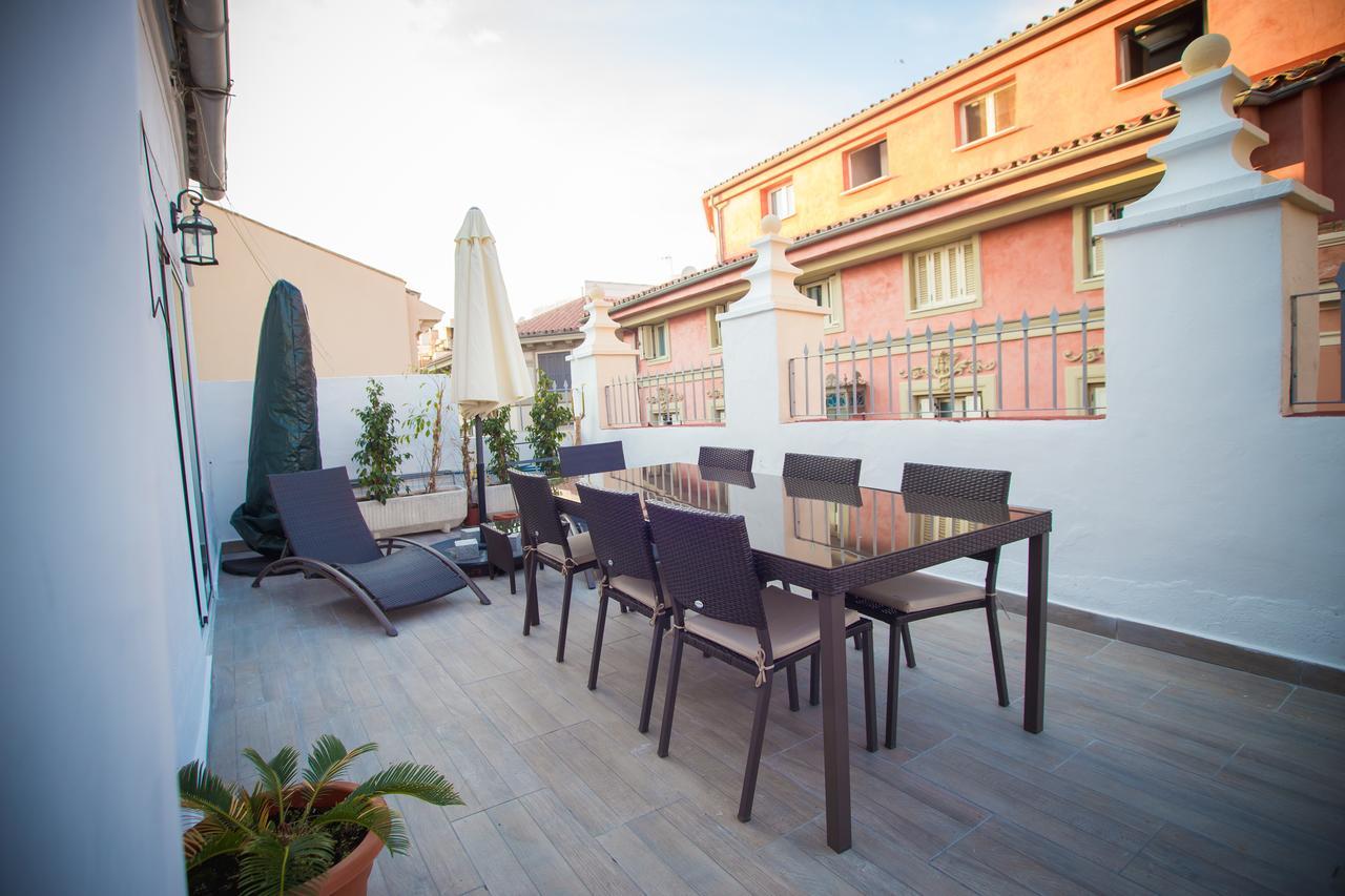 Apartamentos Catedral Malaga Exterior photo