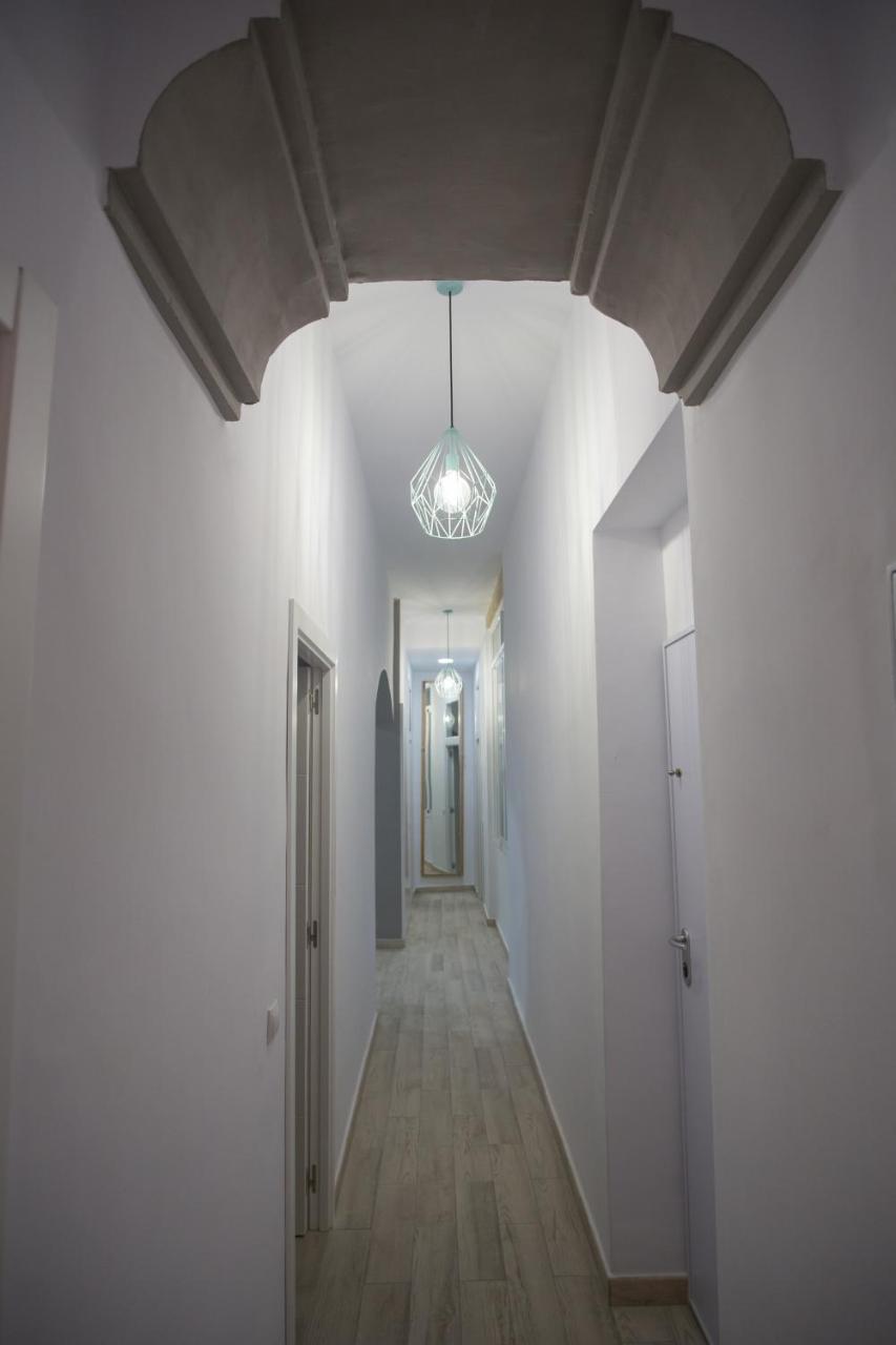 Apartamentos Catedral Malaga Exterior photo